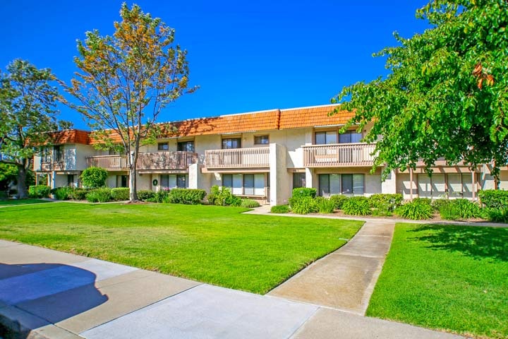 Tanglewood Condos For Sale In Carlsbad, California