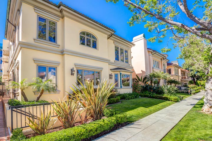 Beverly Hills Villas Condos For Sale in Beverly Hills, California